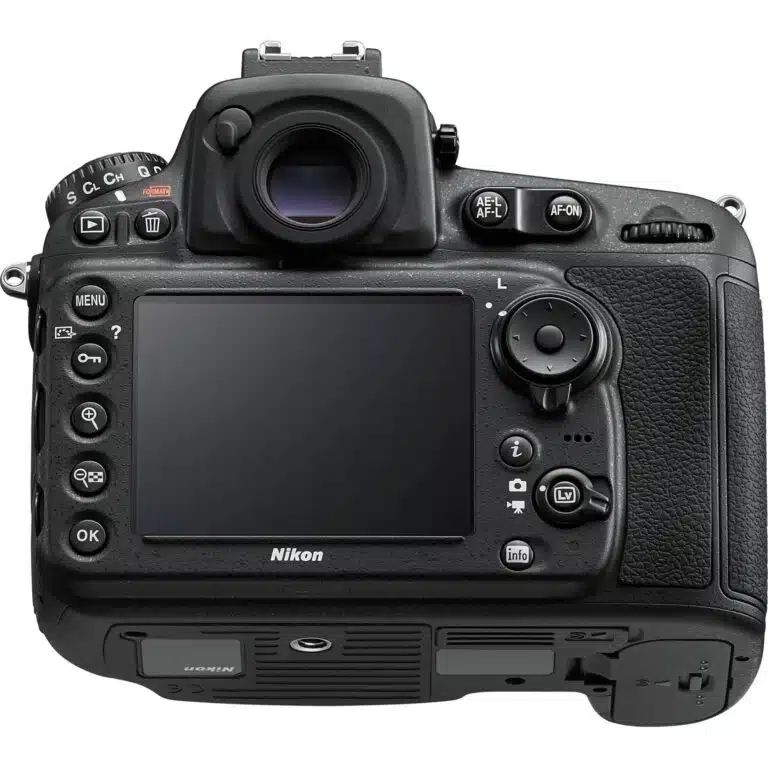 Nikon-D8106-scaled-768x768